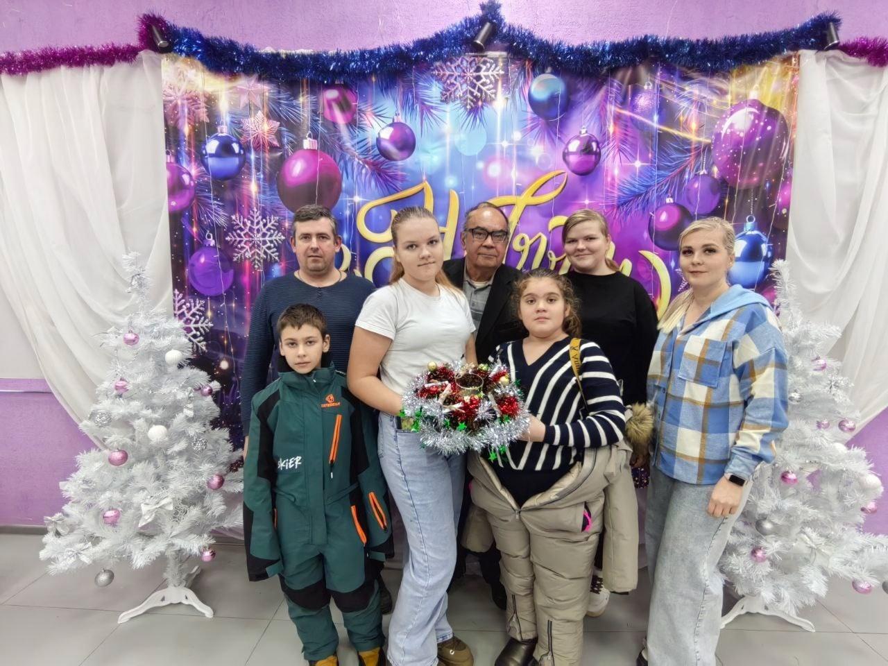 Программа «Семейная мастерская Деда Мороза»