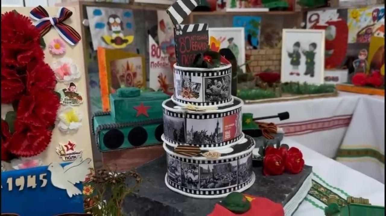 Выставка творческих работ, посвященная 80-летию Победы «Память Победы»