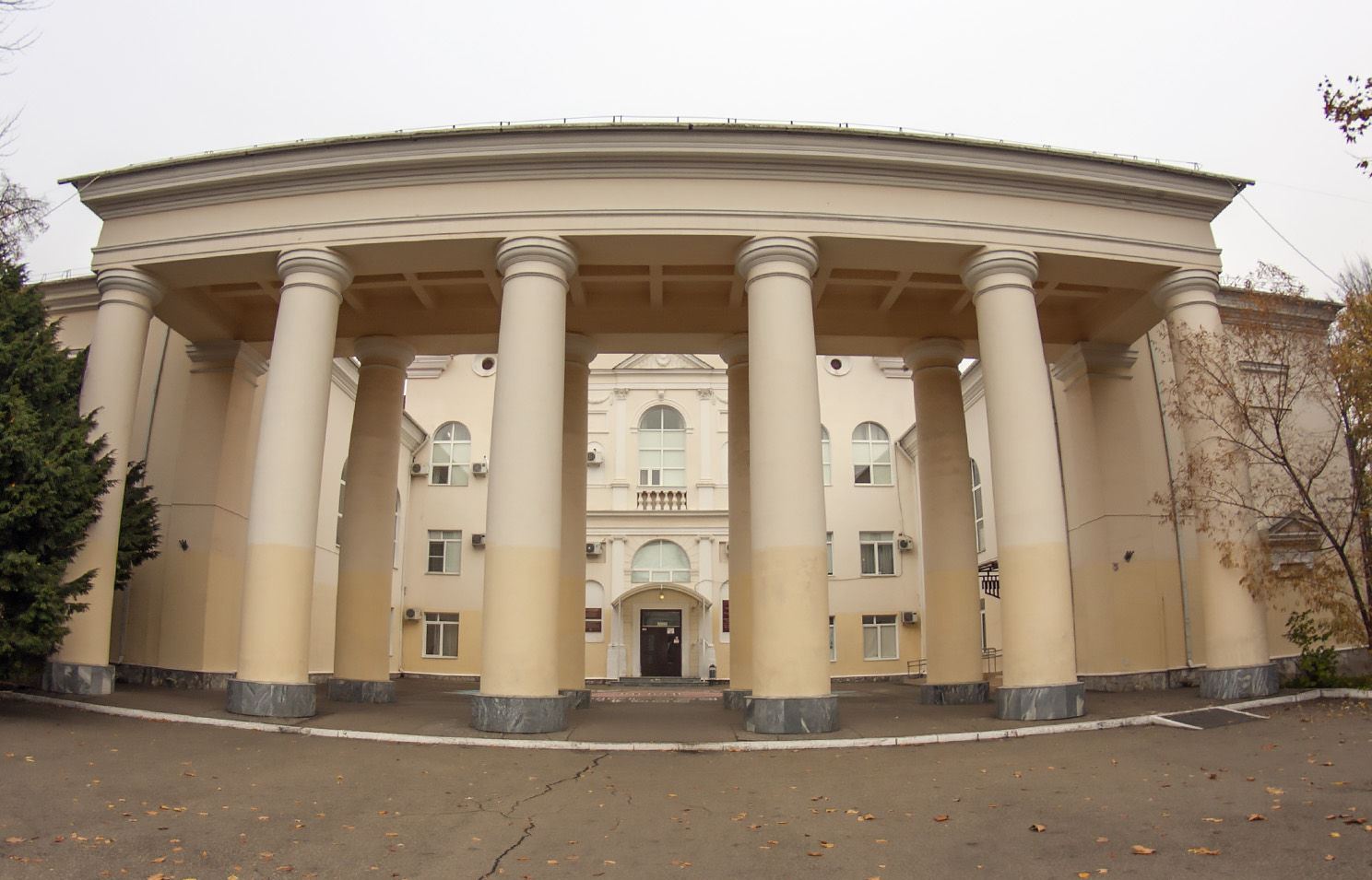 Детская школа-интернат искусств и казачьей культуры им. В. Г. Захарченко