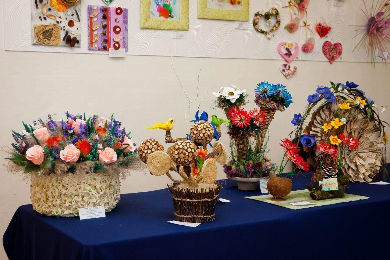 Выставка «Весенняя мастерская»