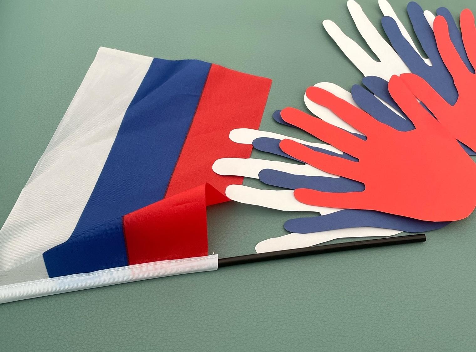 Час истории «Душа России в символах ее»