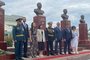 Презентация буклета «Позабыть их не вправе»