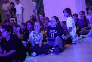 Игровая программа «Замело пути –дорожки»