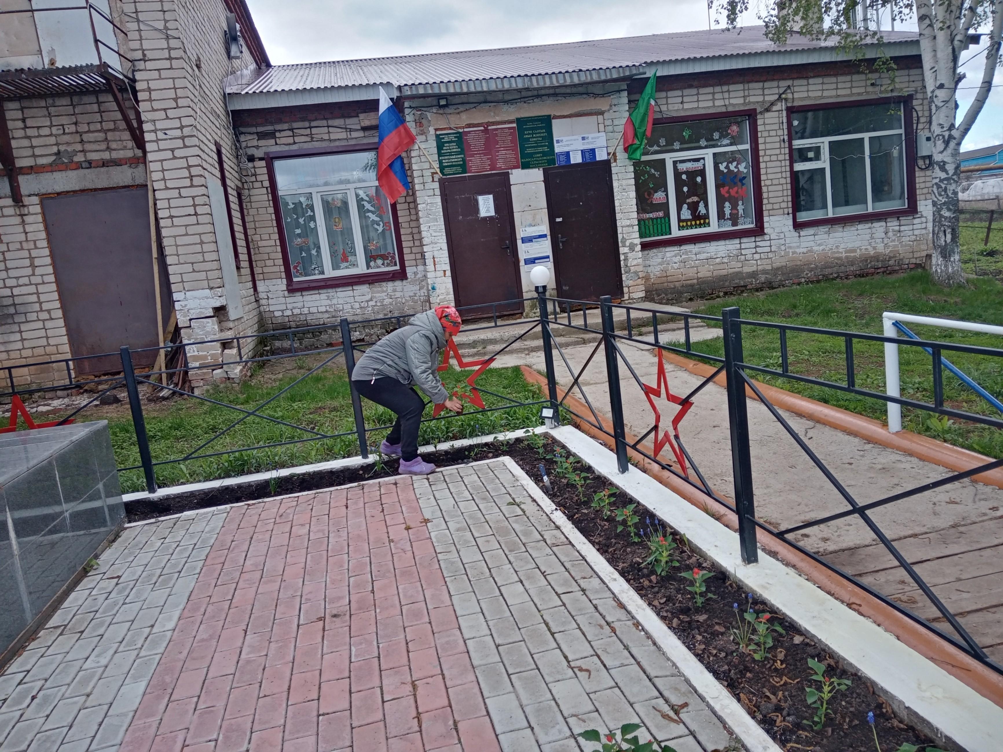 «Дорога к обелиску» -акция