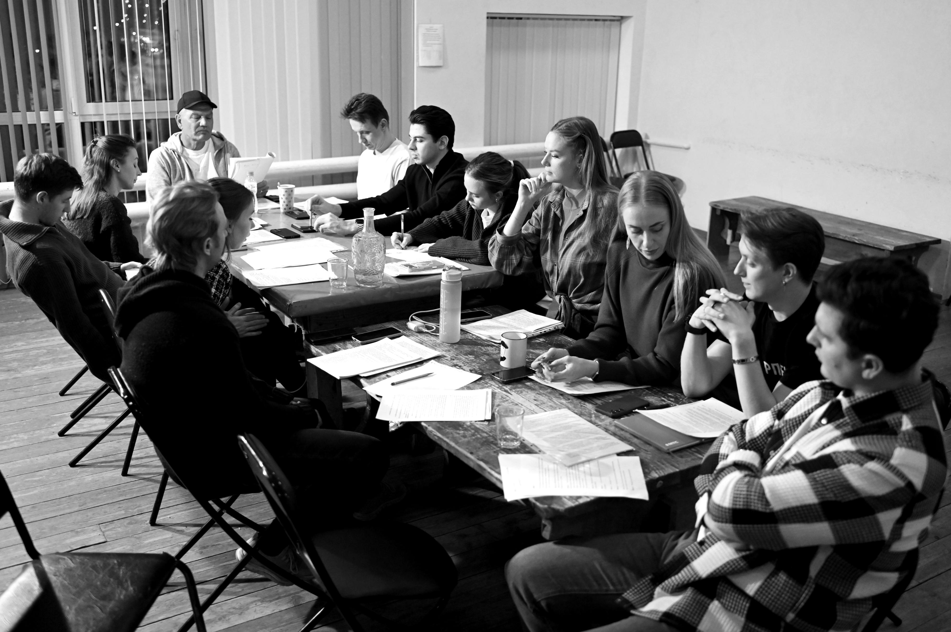 Спектакль «Долгая счастливая жизнь»