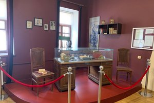 Экспозиция Дома-музея Ильи Сельвинского