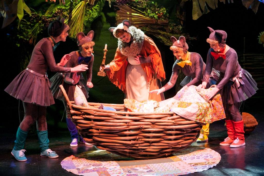 Спектакль «Сказка о глупом мышонке»