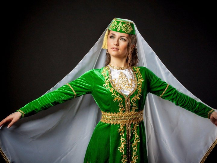 Час традиционной культуры «Татарский народный костюм»