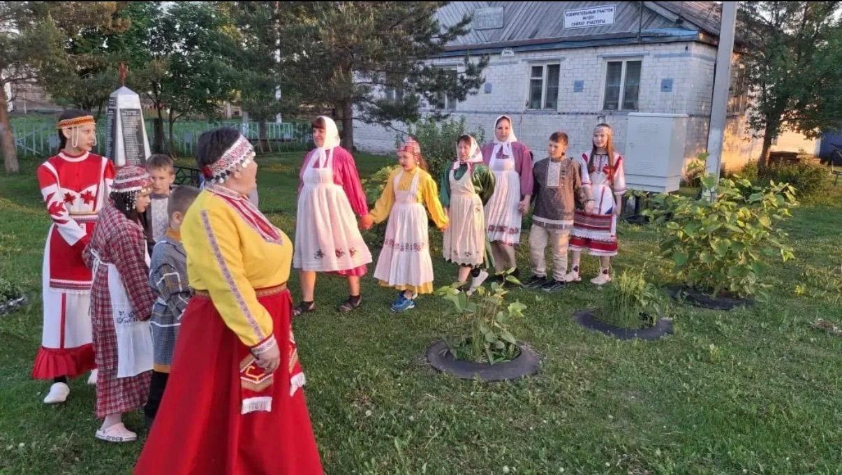 Развлекательная программа «Петров день–ягодные игры»
