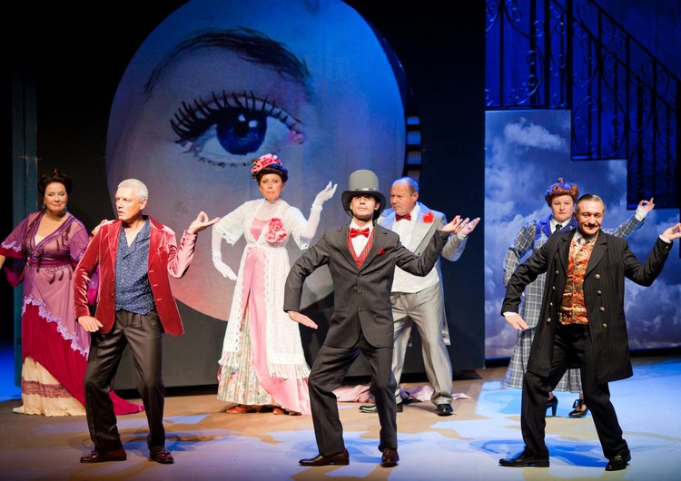 Спектакль «Пигмалион» в Новгородском театре драмы.