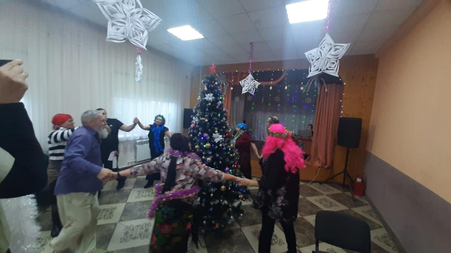 Программа «В дом стучится Новый Год»