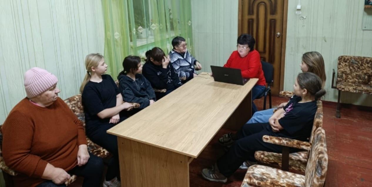 «Крепость из стали сердец и огня» час мужества