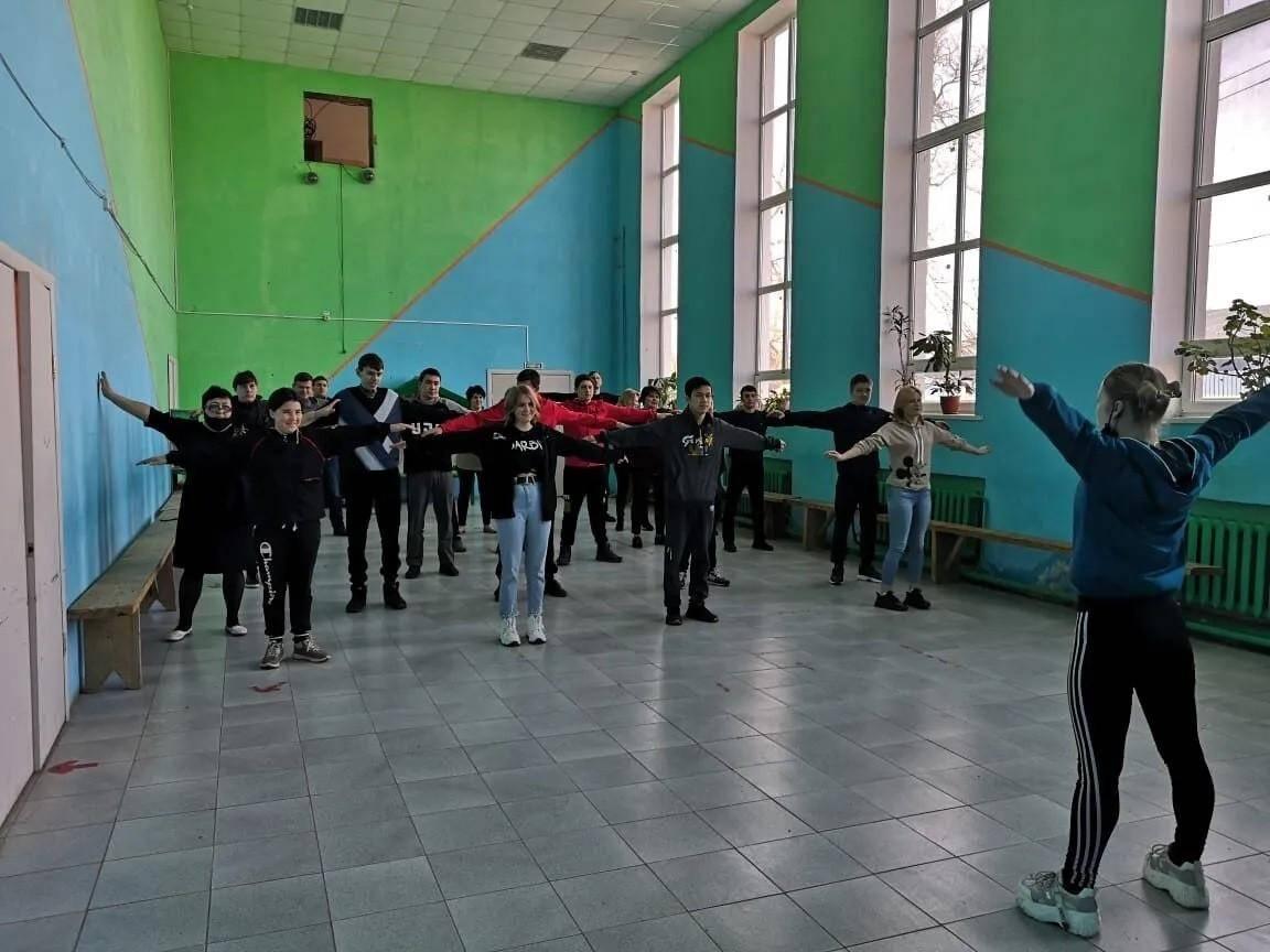 Игровая зарядка «Будем здоровы»