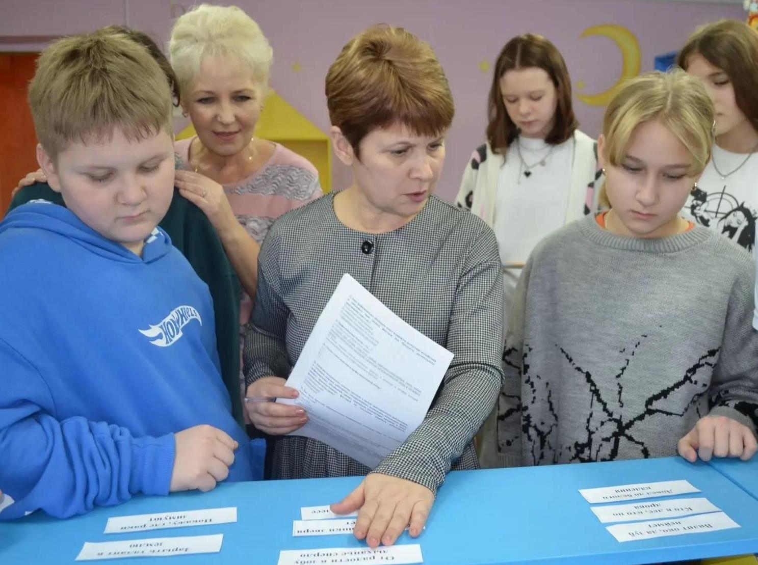 Программа «По тропинкам литературного города»