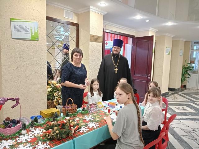 Фольклорные посиделки «Свет рождественской свечи»