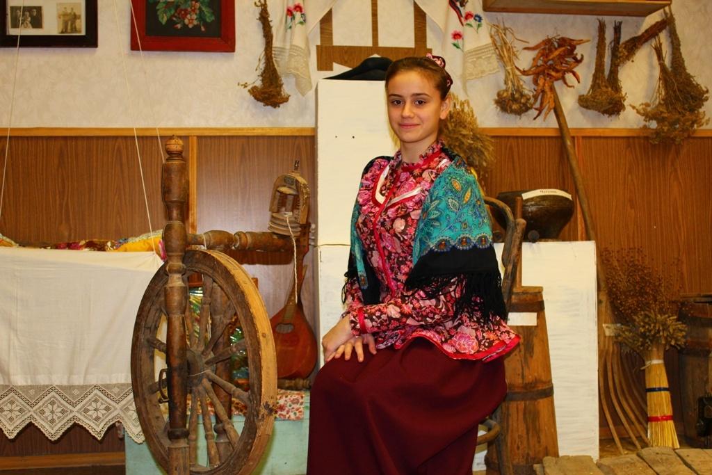Экспозиция «Сундук рукодельницы»