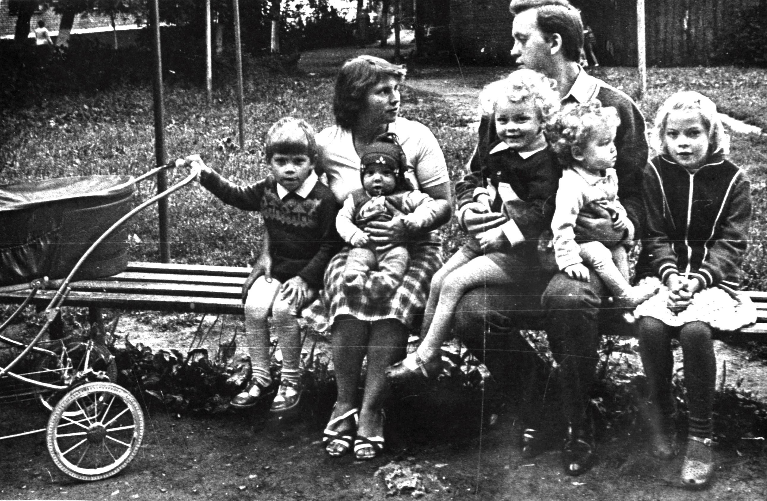 Виртуальная выставка «Все счастливые семьи похожи друг на друга…»