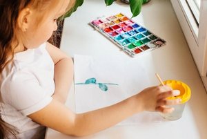 Развлекательная программа «Мир красок»