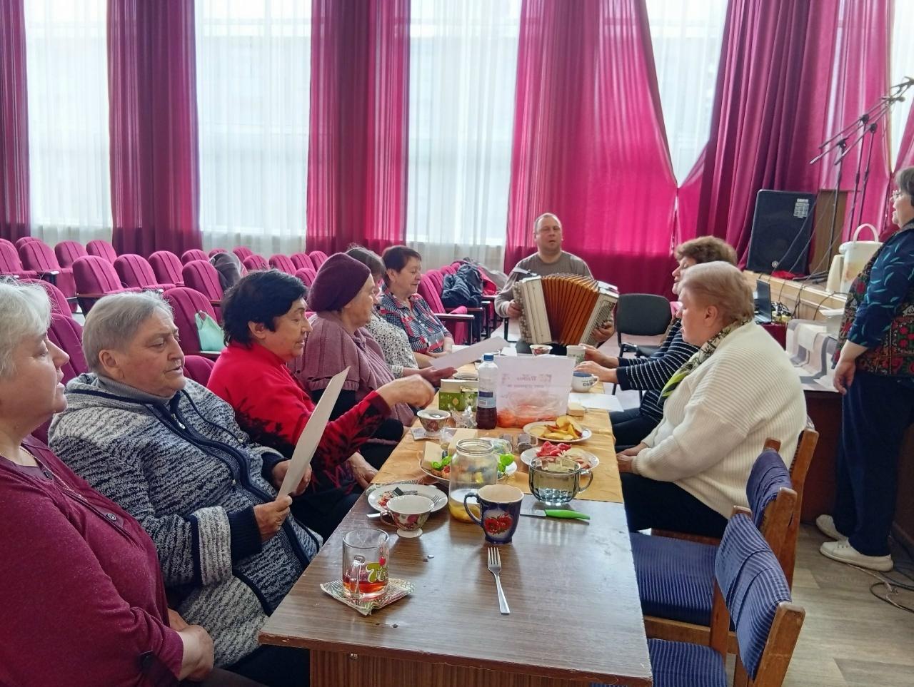 Развлекательная программа «Песни для души»