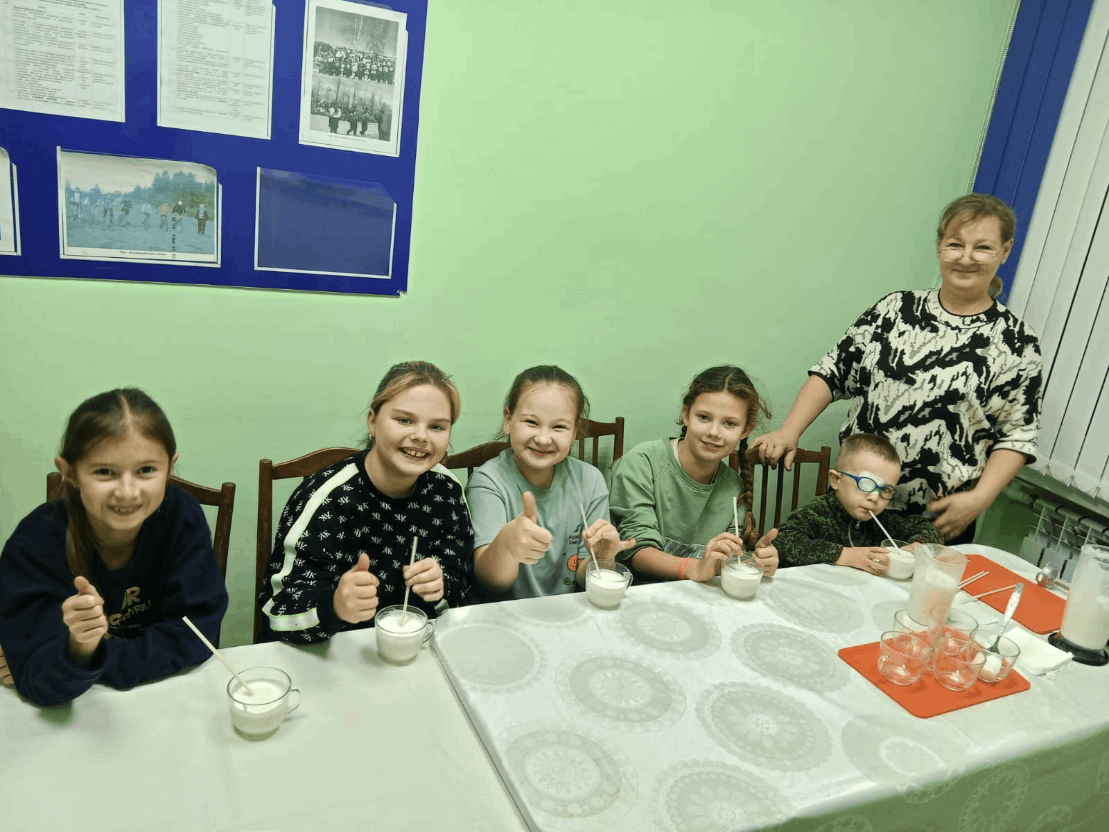 Развлекательная программа «День молочного коктейля»