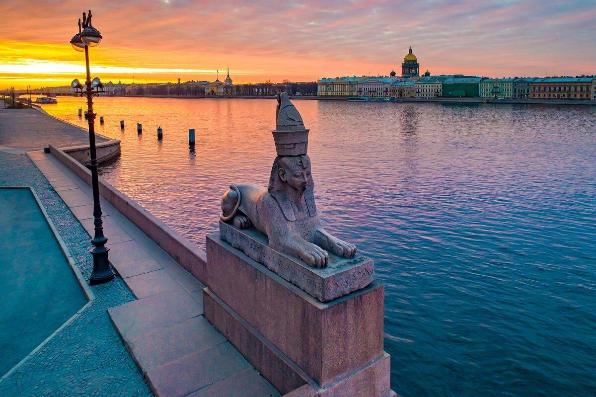 Виртуальное путешествие по городу «Петербург мифический»