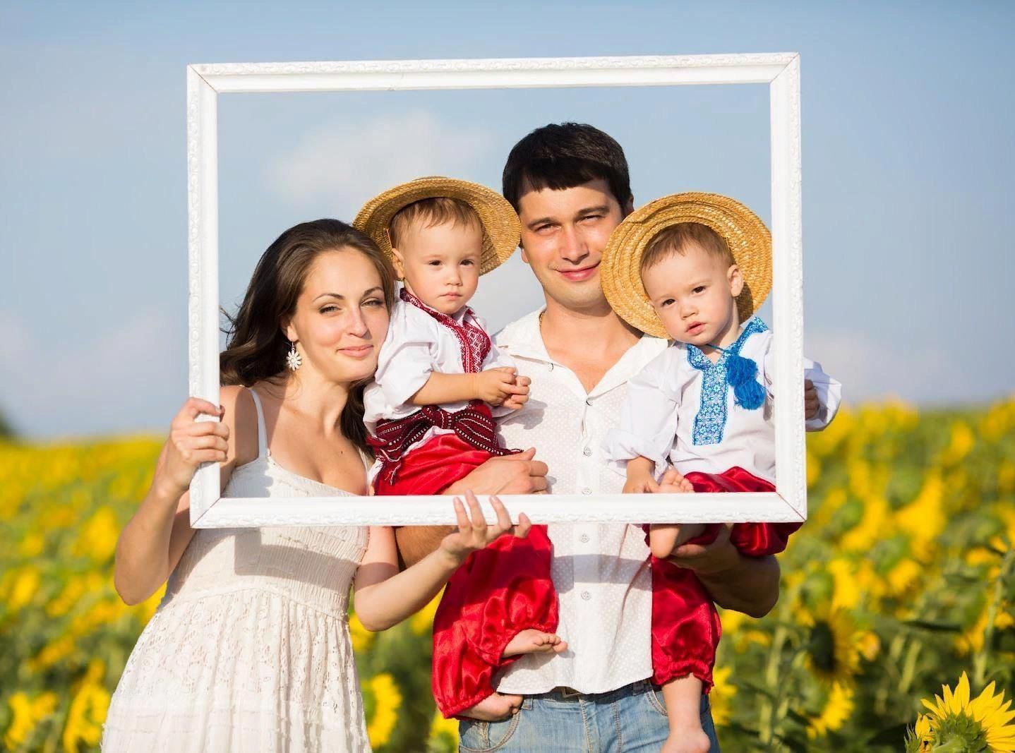 Фотовыставка «Моя семья - счастливые моменты»