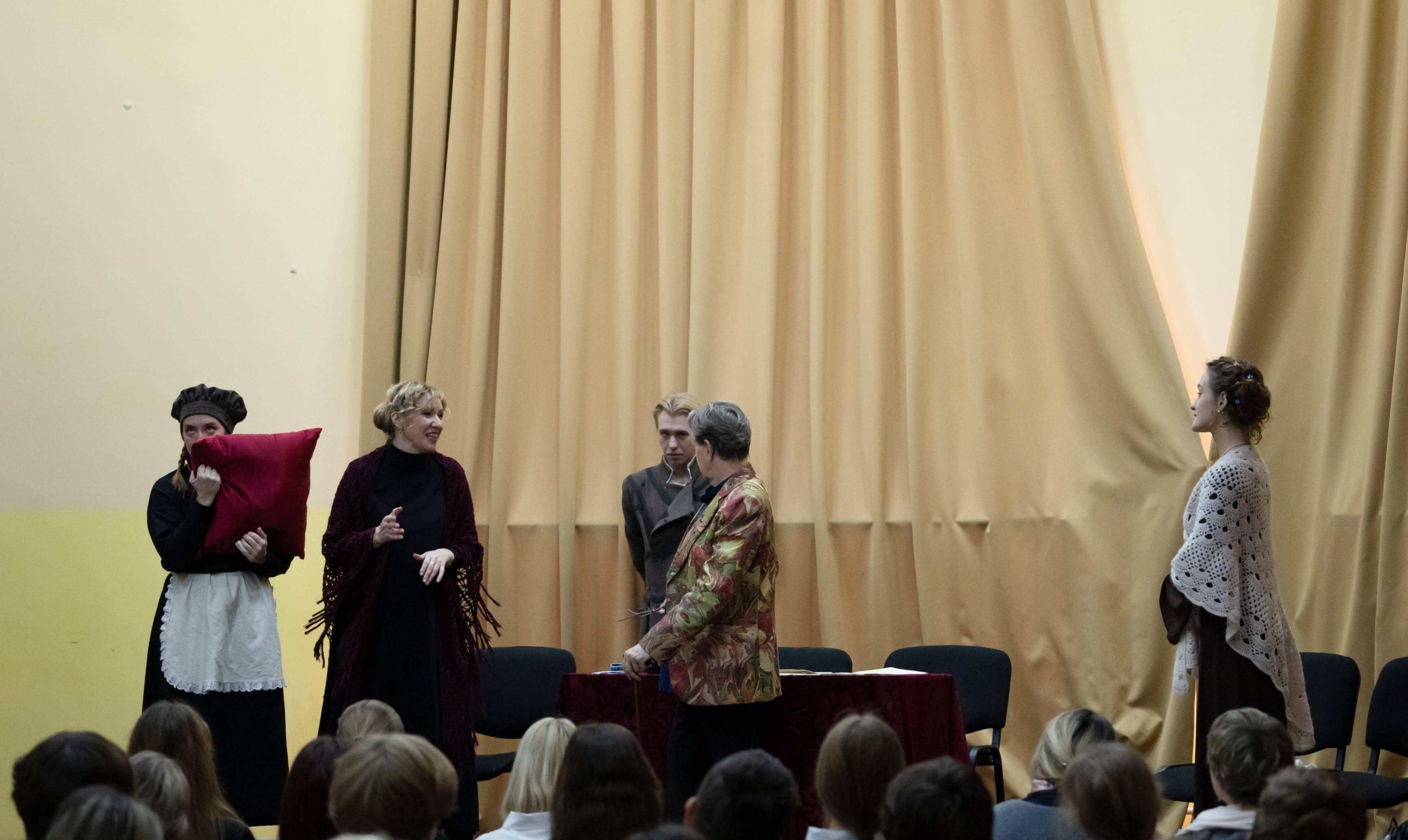 Спектакль «Не все коту Масленица»