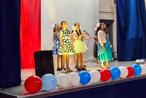 Спектакль «В поисках Деда Мороза»