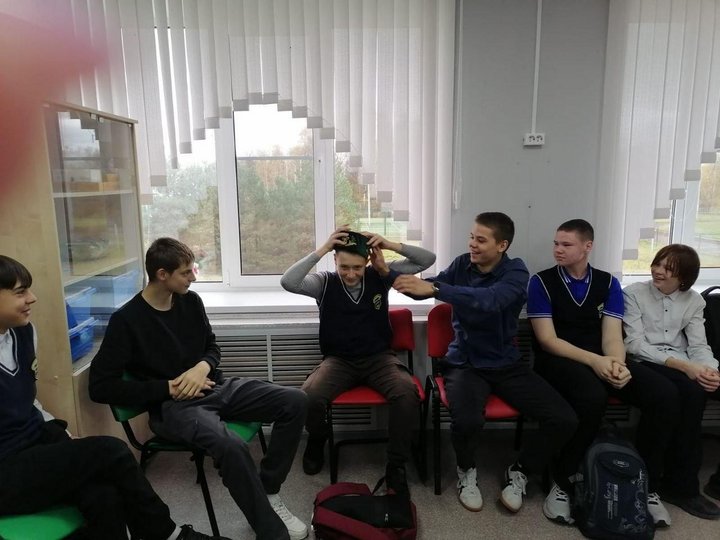 <small>Автор: Бочкина Галина Эвальдовна.</small> <small>Источник: C:\Users\bochk\OneDrive\Изображения\КАРТИНКИ\МОДЕРАЦИЯ -ПРО КУЛЬТУРА\2025\Все флаги в гости к нам\выборка.</small>