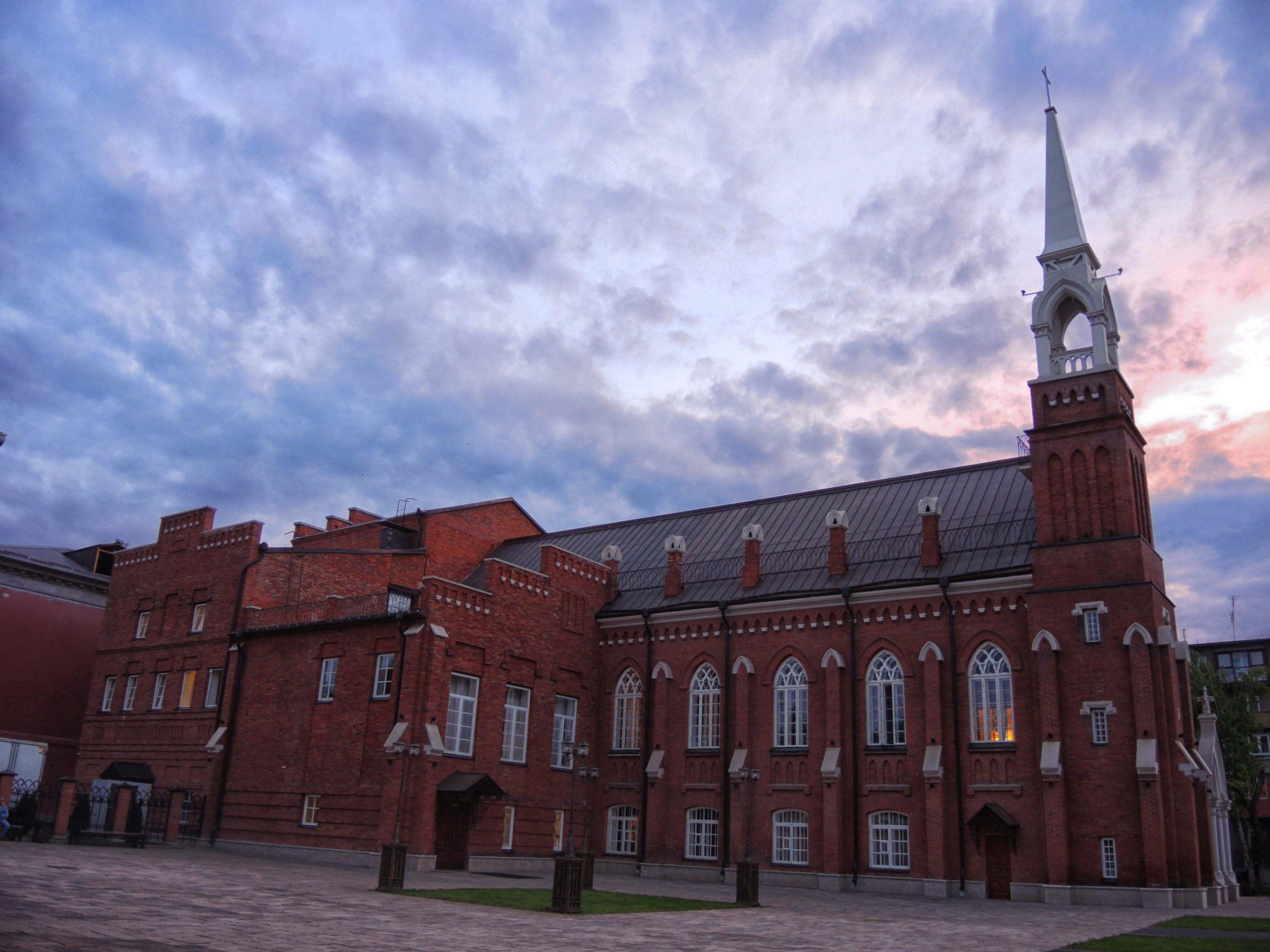 Концертный зал (Филиал Мариинского театра в РСО−Алания)