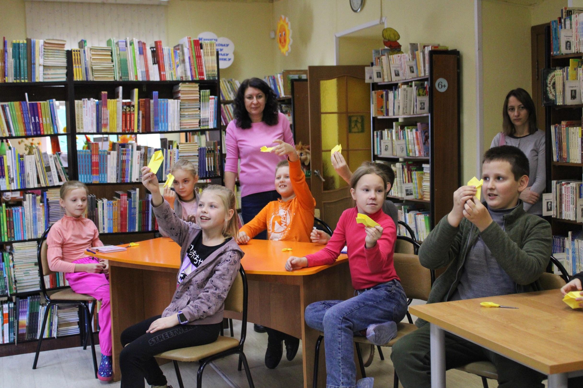 Познавательно-игровое занятие «Золоторогий олень и красные лошадки»