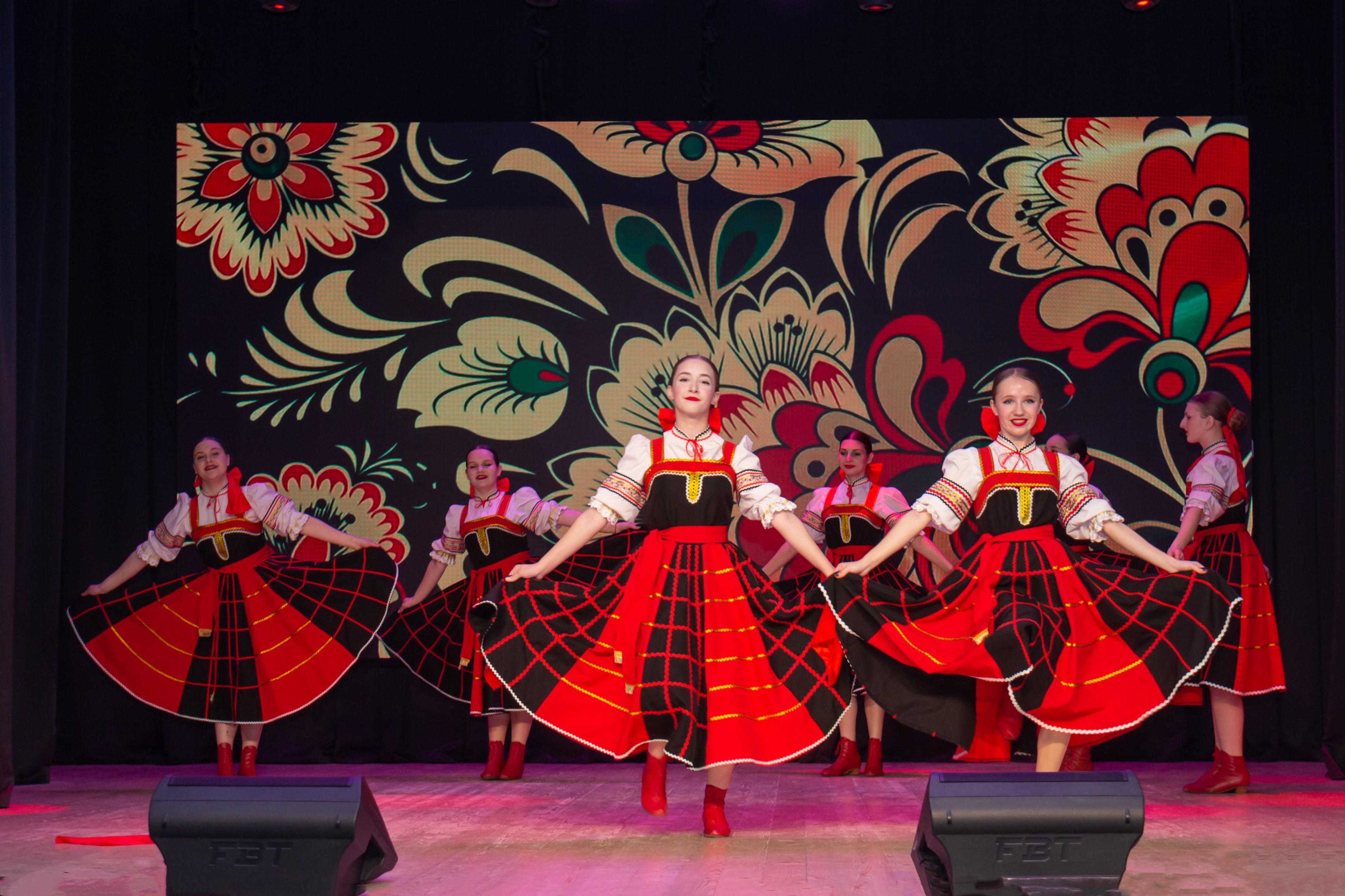 Программа «Хоровод русских празднеств»