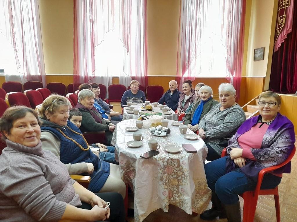 Развлекательная программа «И чайку попьём, и песни споём!»