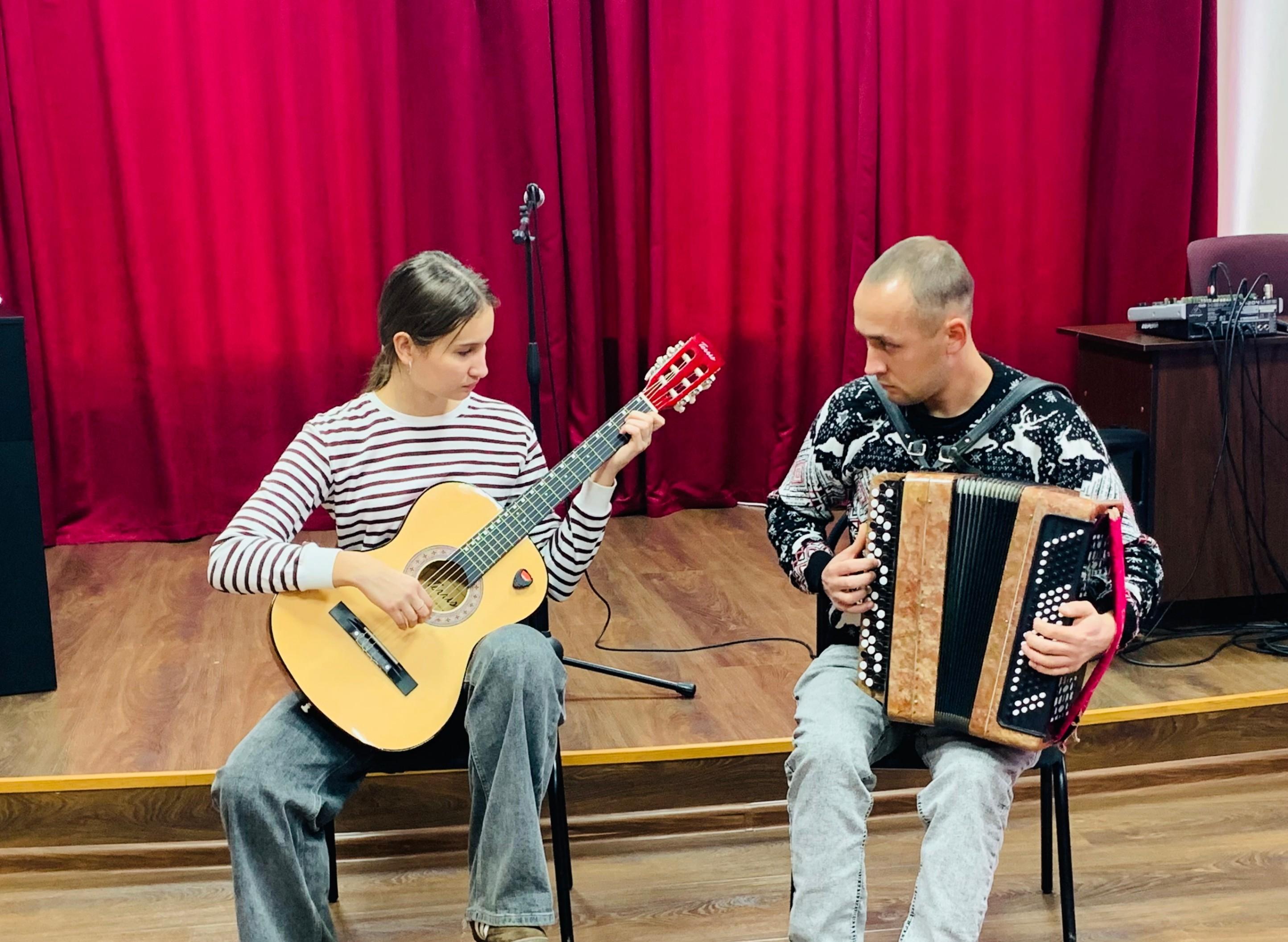 Концерт «Под звуки и баяна»