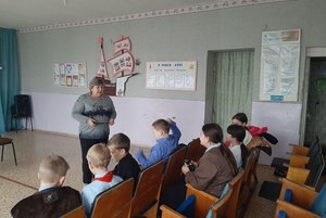 Час информации «Подвиг твой бессмертен»