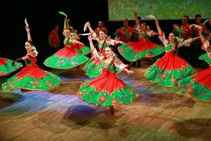 Ансамбль русского танца «ОГОНЬКИ» им. Г. Полевого ГФАК Программа «Озорная круговерть»