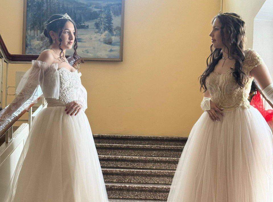 Литературный бал «И если как-нибудь на миг удастся мне...»