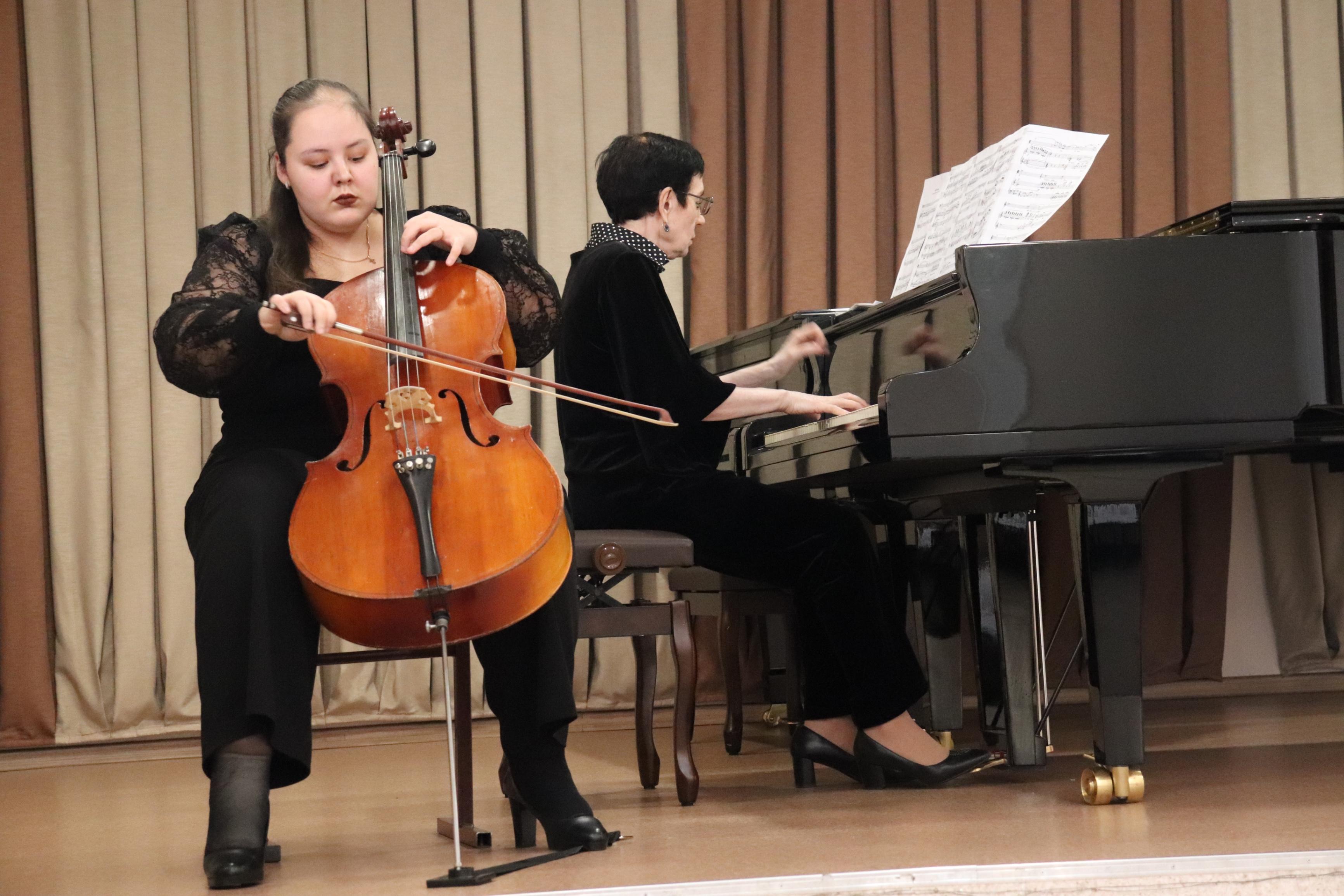 Концерт-лекция «Музыка от а до я: такие разные струны»