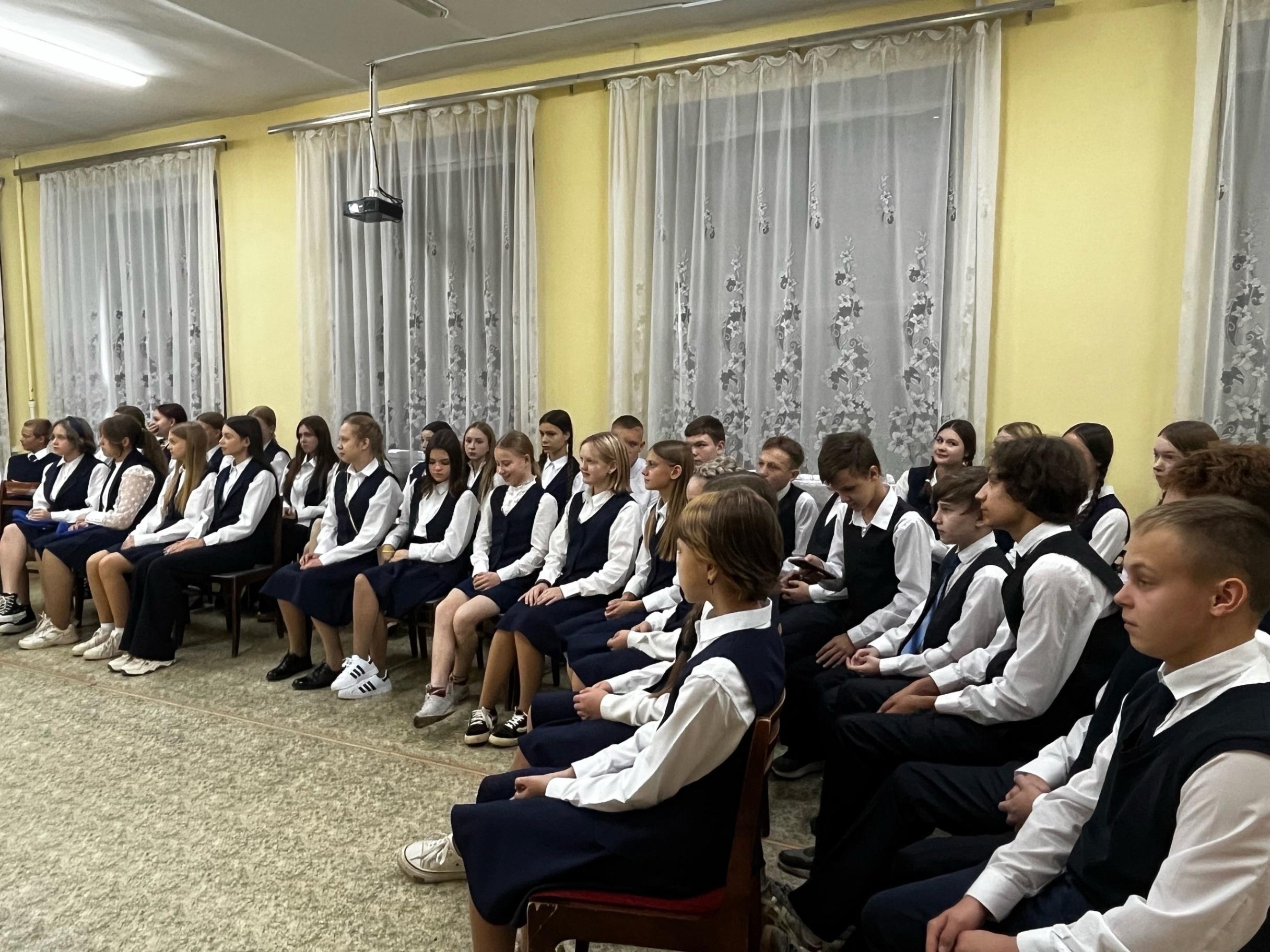 Программа «Помогали жить и побеждать. Животные на войне»