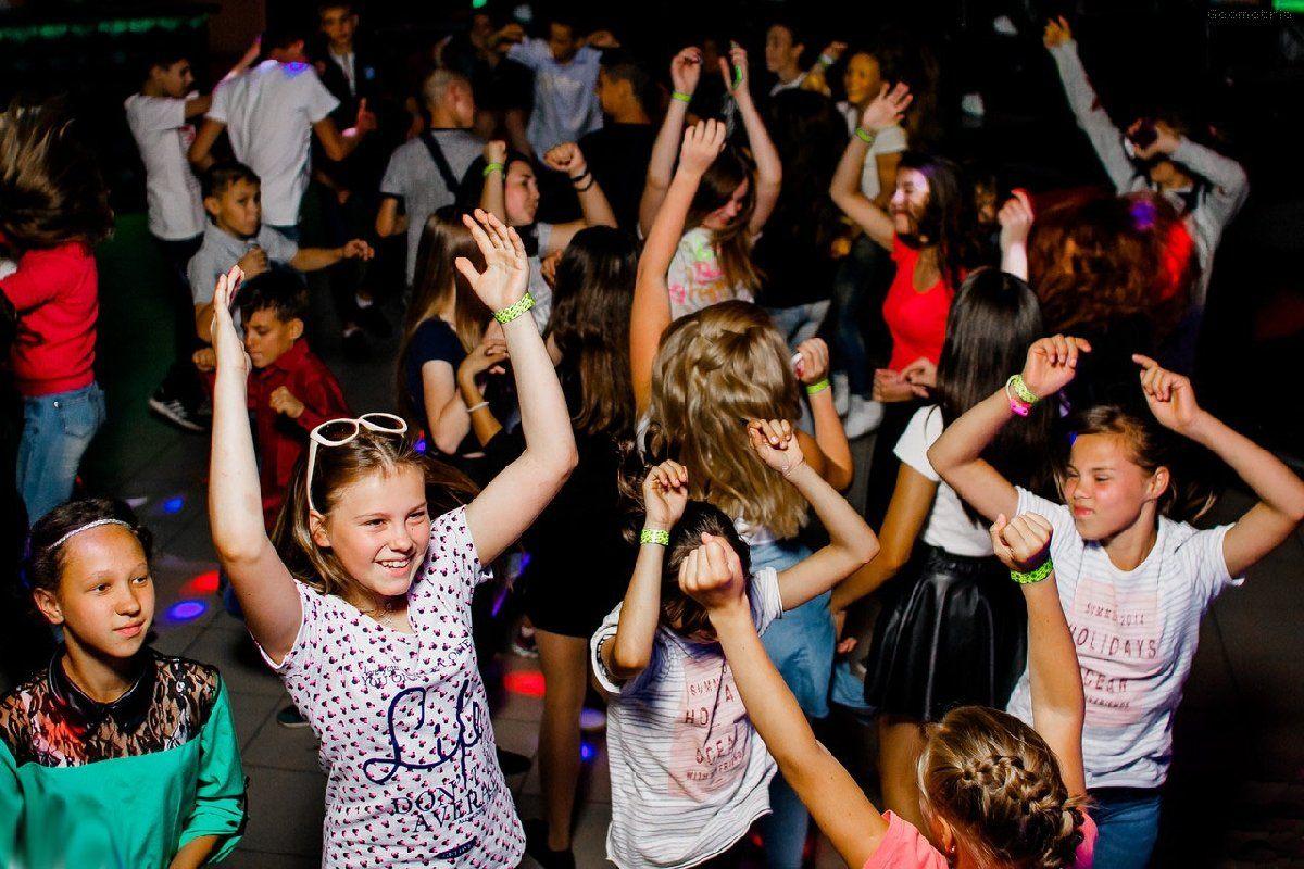 Дискотека «Колокольчики»