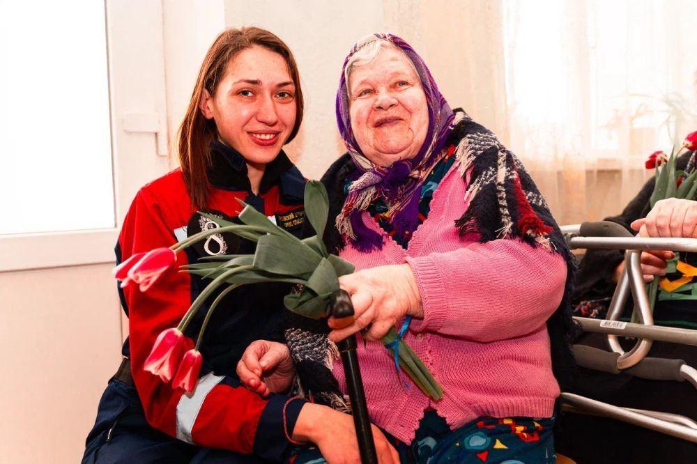 Поздравительная акция «Тепло сердец»