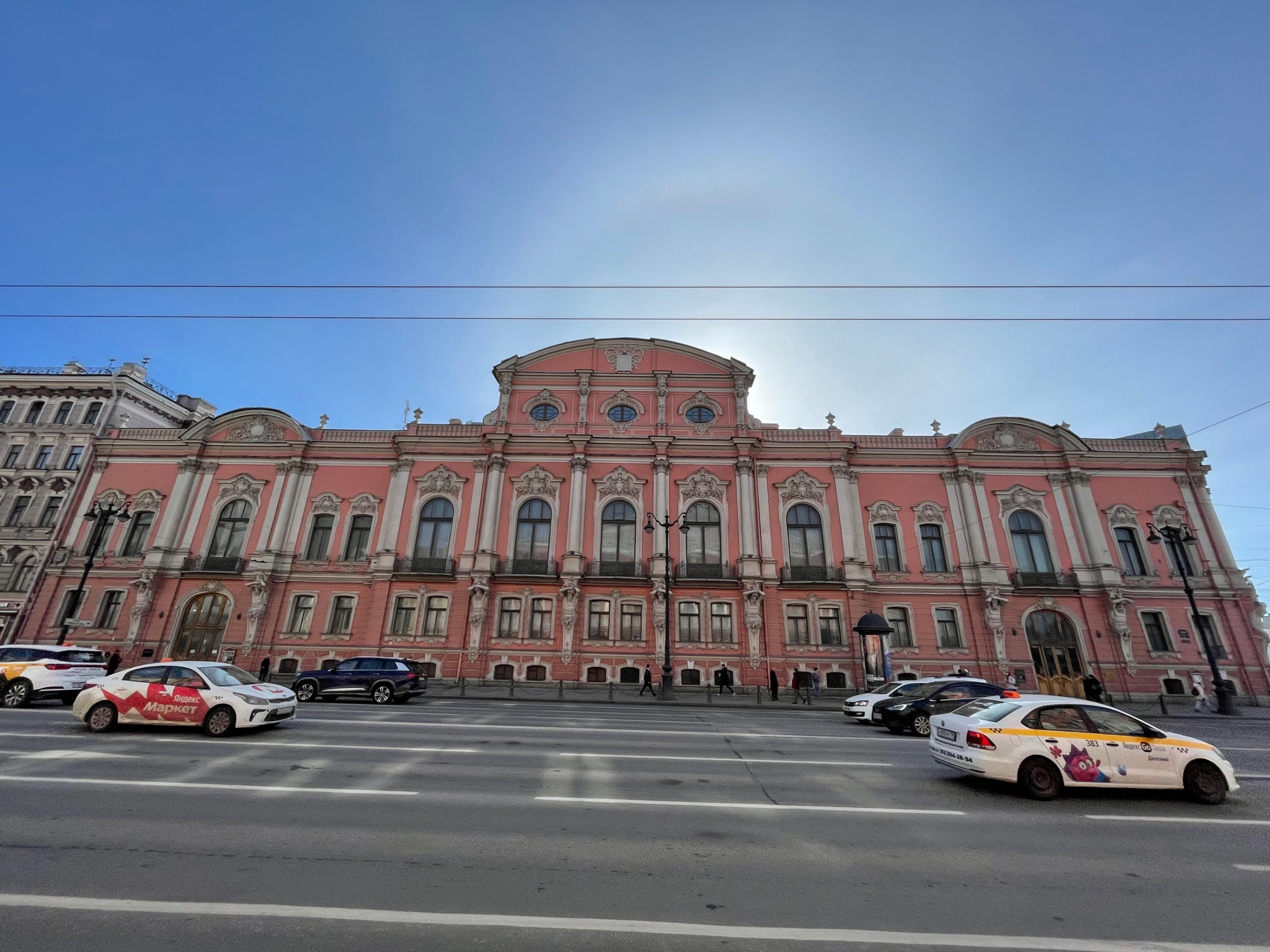 Дворец Белосельских-Белозерских