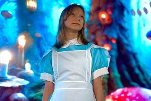 Спектакль «Алиса в стране чудес: оригинальный взгляд на старую историю»