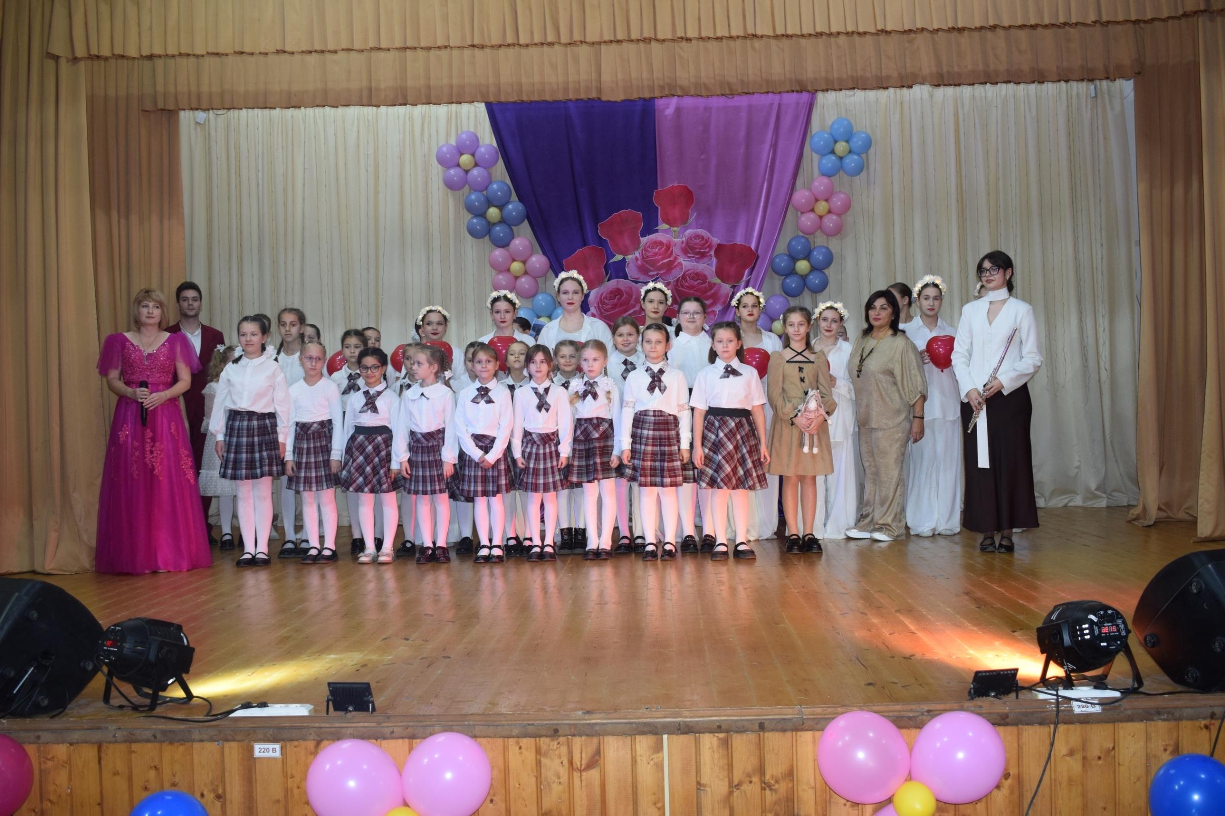 Праздничный концерт к Международному женскому дню
