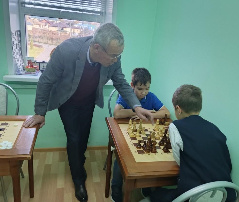 Игровая программа «Увлекательные шахматы»