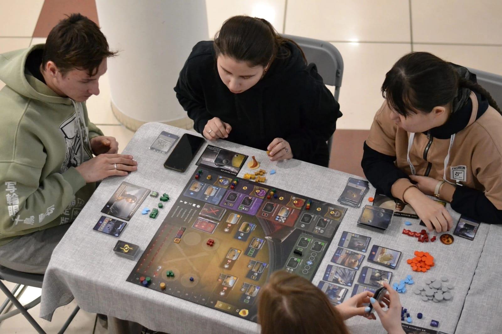 Игрофест «Настольный Абакан: большая игротека»