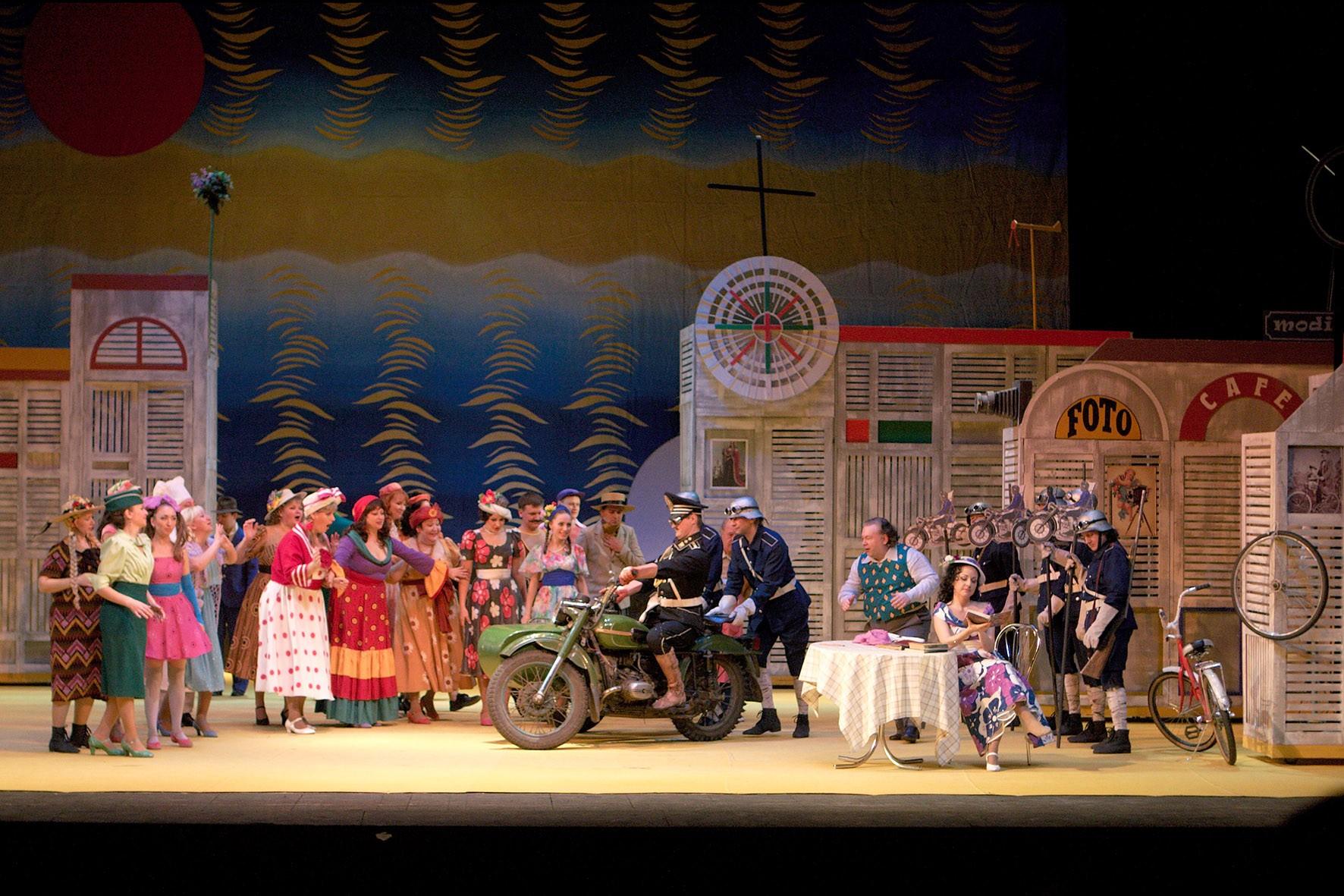 Опера «Любовный напиток»