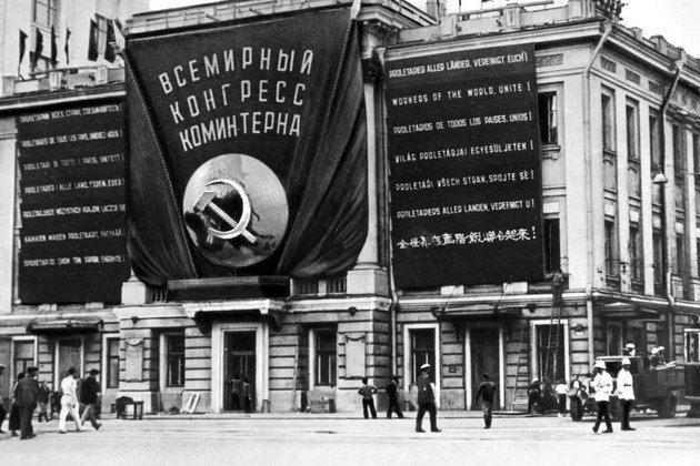 Лекция Лотменцева «Из истории ВУЗов для подготовки партийных работников и революционеров»