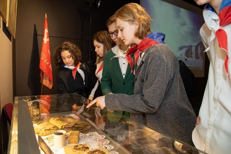 Выставка «Семейные реликвии»