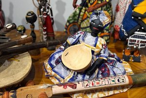 Выставка «Нарядная планета»